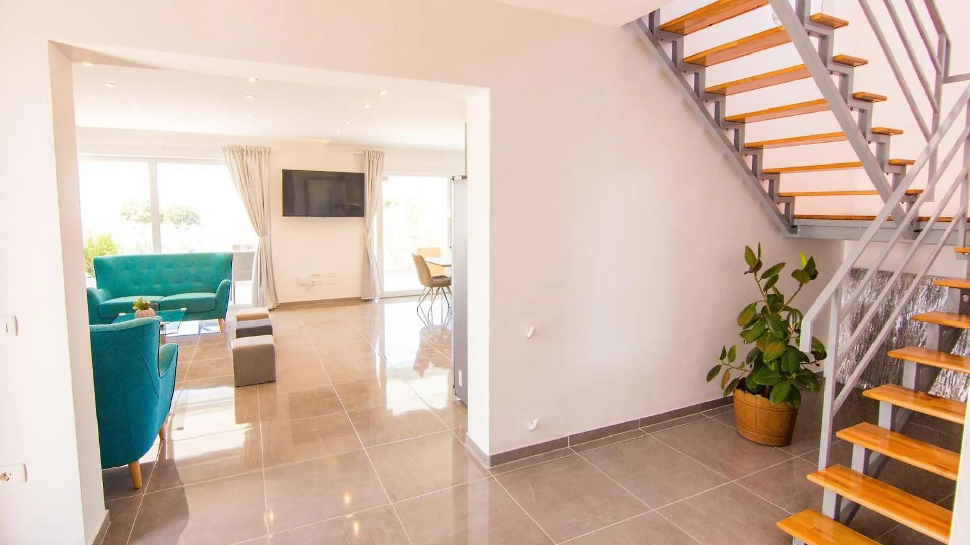 Villa With Pool And Mesmerizing Sea View Fazana Croatia